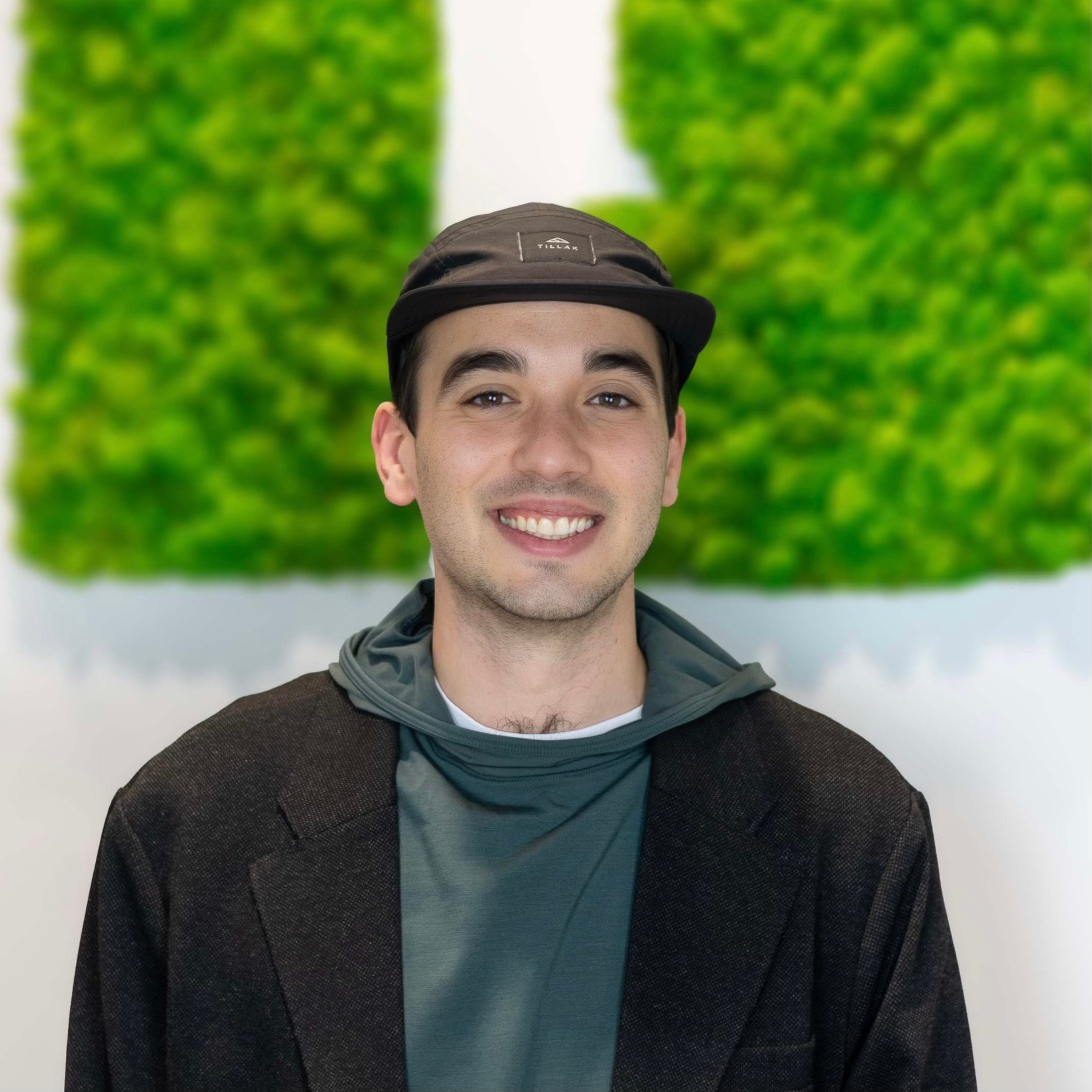 A headshot of a male puris employee jay emmerich